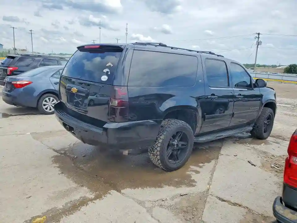 1GNSKJE77ER246570 2014 CHEVROLET SUBURBAN-2
