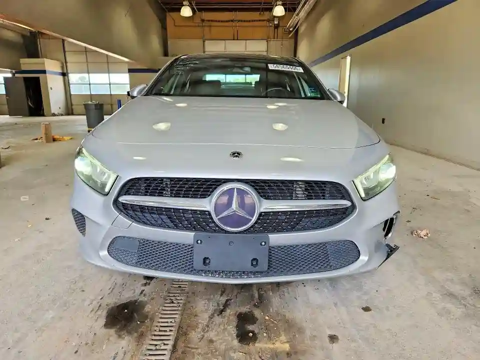 W1K3G4FB1LJ200012 2020 MERCEDES-BENZ A-CLASS-4