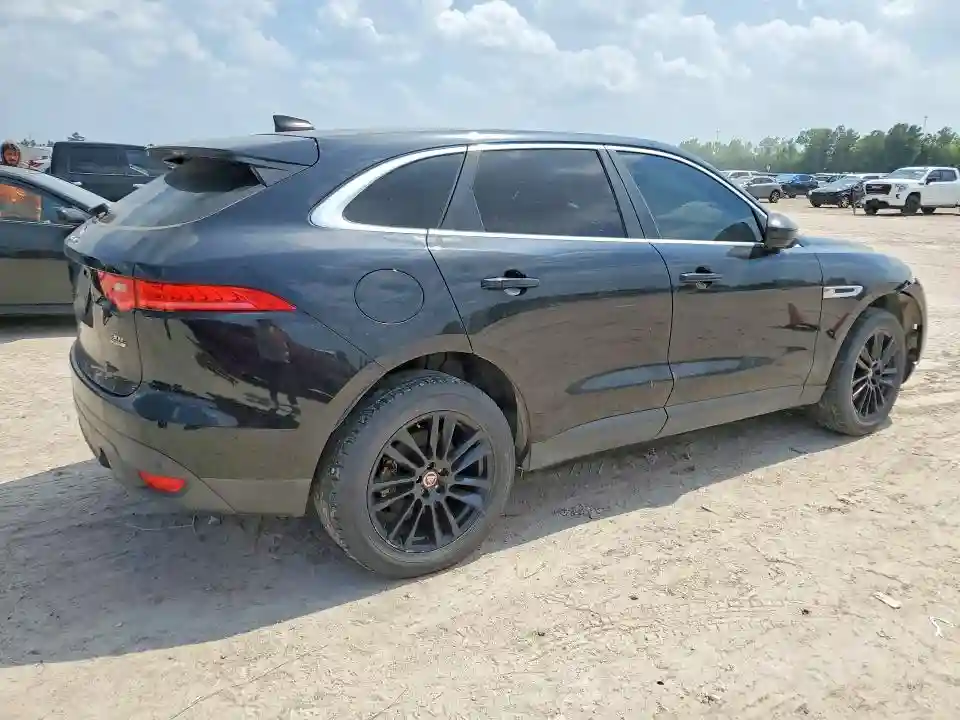 SADCK2GX2LA639263 2020 JAGUAR F-PACE-2