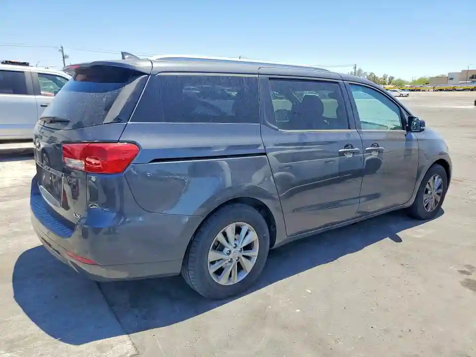 KNDMB5C12G6089302 2016 KIA SEDONA-2