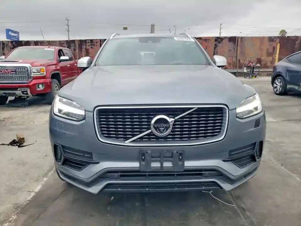 YV4BR0CM6K1444698 2019 VOLVO XC90-4