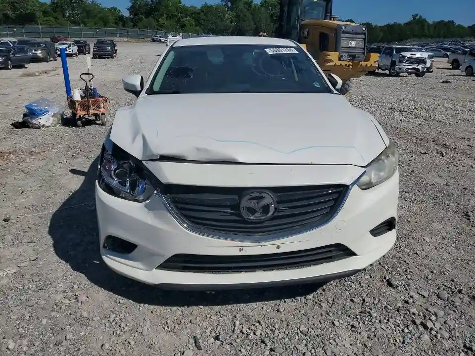 JM1GL1V51H1131136 2017 MAZDA 6-4
