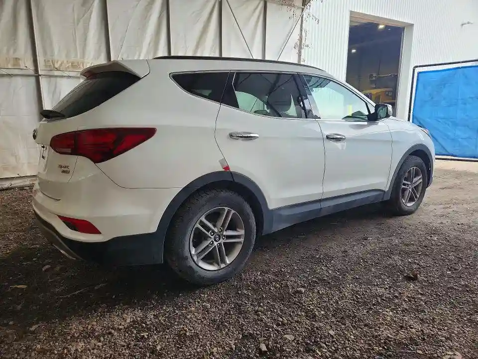 5XYZUDLB0JG517018 2018 HYUNDAI SANTA FE-2