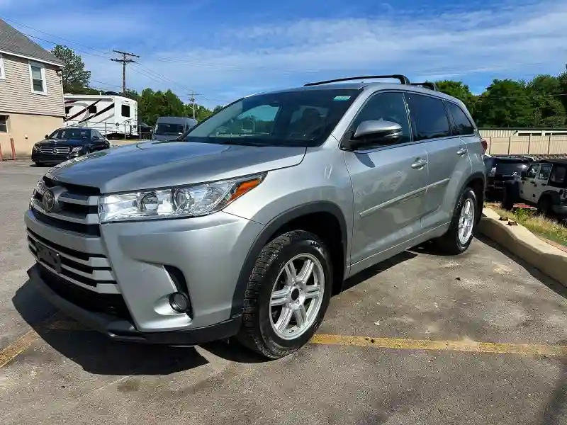 5TDBZRFH4JS906070 2018 TOYOTA HIGHLANDER-0