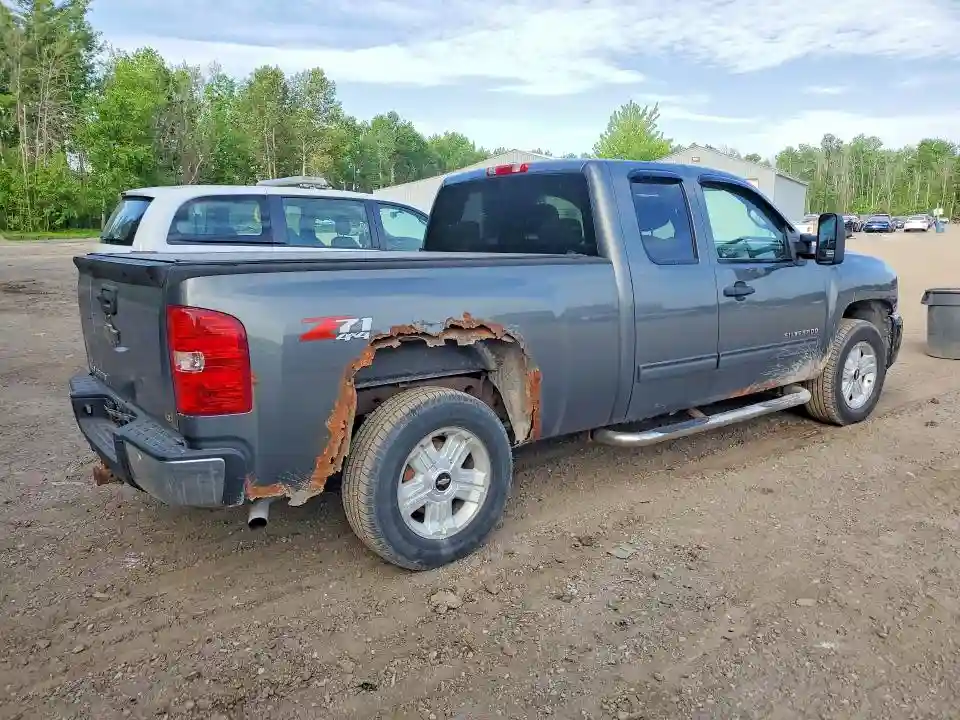 1GCRKSE35BZ368639 2011 CHEVROLET SILVERADO-2