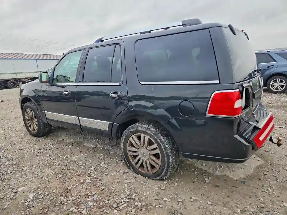 5LMJJ2J50AEJ02161 2010 LINCOLN NAVIGATOR-1