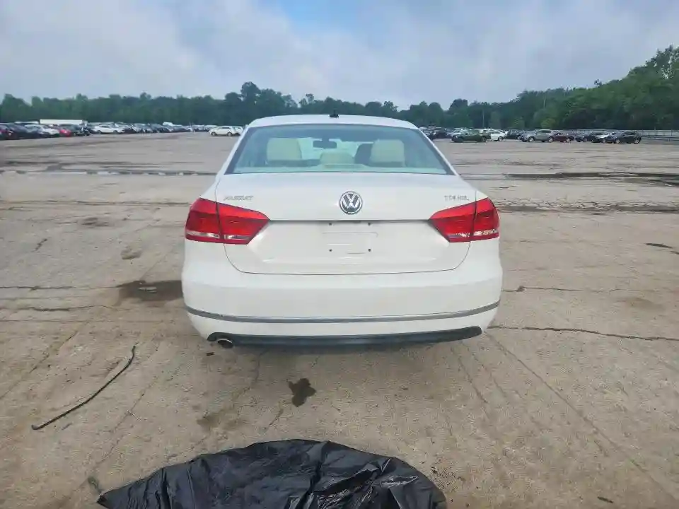 1VWCV7A3XFC030305 2015 VOLKSWAGEN PASSAT-5