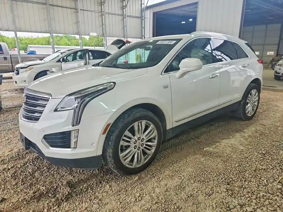1GYKNCRS0HZ139711 2017 CADILLAC XT5-0