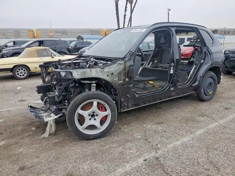 5UX13EU03R9W16351 2024 BMW X5-0