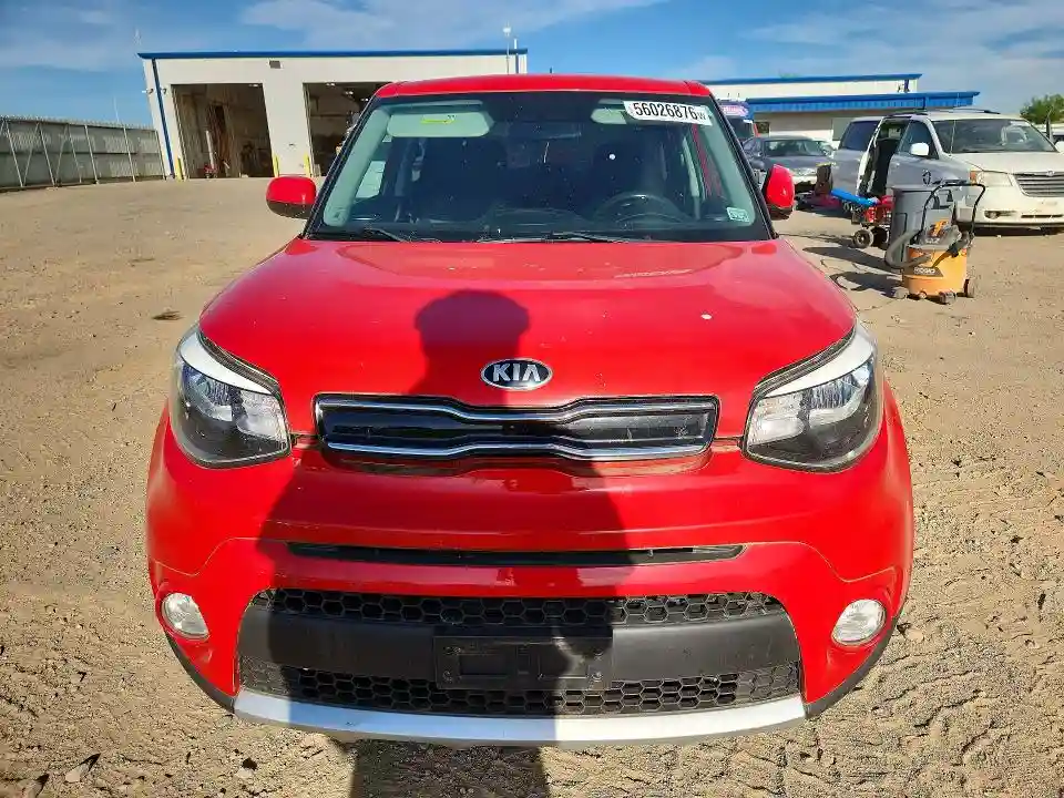 KNDJP3A54J7574623 2018 KIA SOUL-4