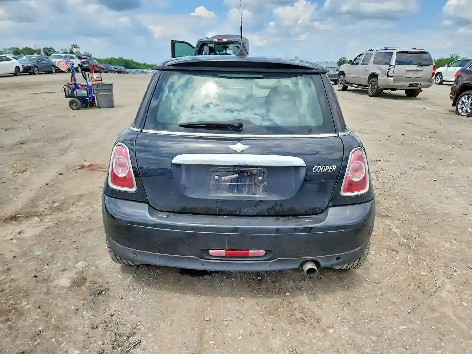 WMWSU3C54DT374988 2013 MINI COOPER-5