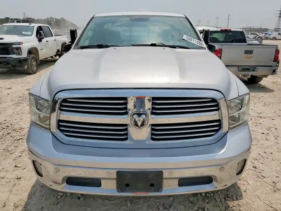 1C6RR7LM7HS872042 2017 RAM 1500-4