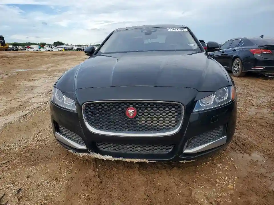 SAJBD4BN4HCY46253 2017 JAGUAR XF-4