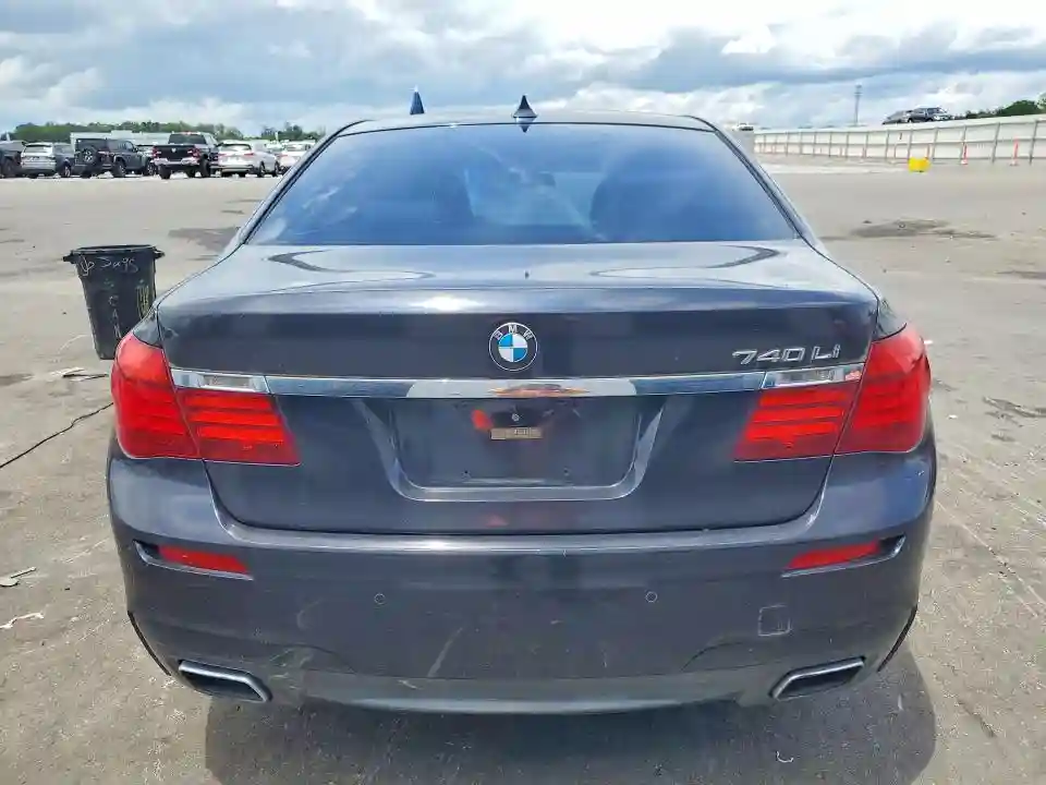 WBAYE4C57ED137940 2014 BMW 7 SERIES-5