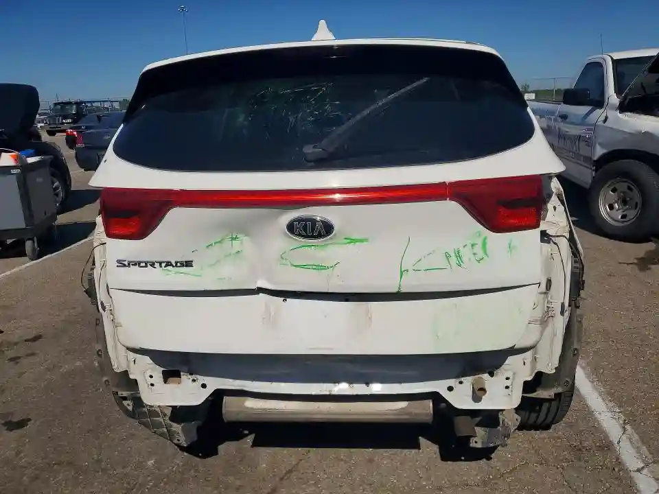 KNDPMCAC8H7159414 2017 KIA SPORTAGE-5