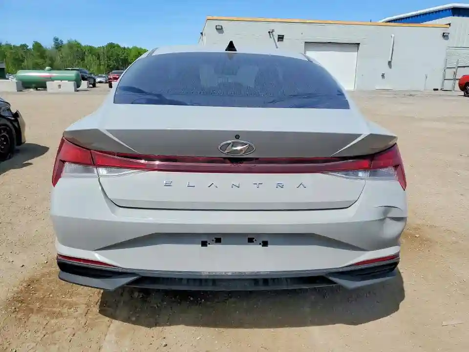 KMHLM4AG1NU240612 2022 HYUNDAI ELANTRA-5