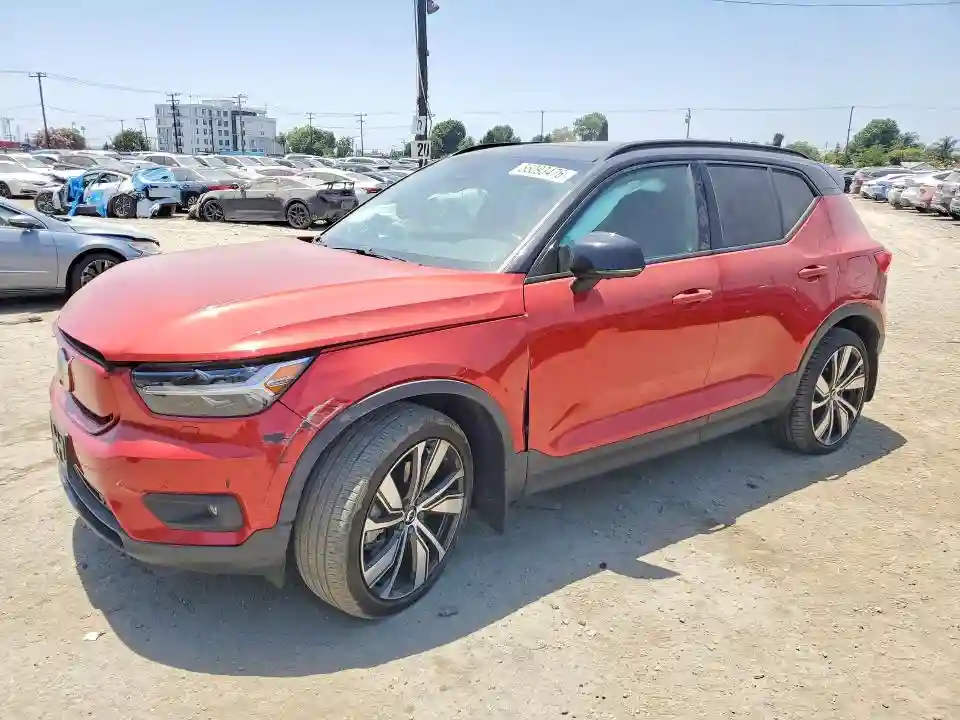 YV4ED3UR3M2568156 2021 VOLVO XC40-0