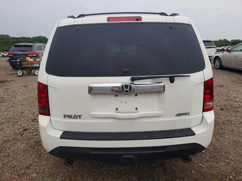 5FNYF4H57FB029370 2015 HONDA PILOT-5