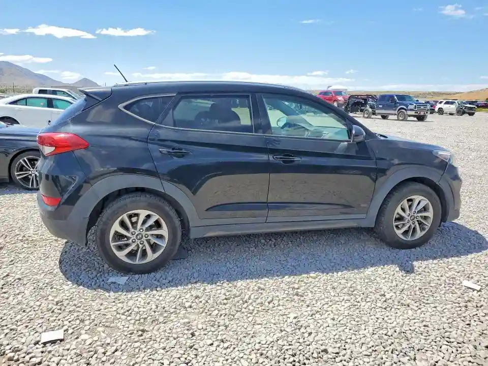 KM8J3CA43GU177364 2016 HYUNDAI TUCSON-2