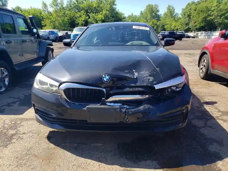 WBAJA7C50KWW05893 2019 BMW 5 SERIES-4