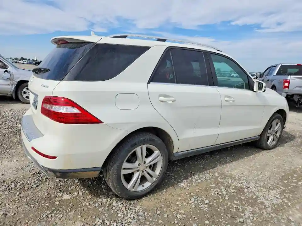 4JGDA5HB5DA249441 2013 MERCEDES-BENZ M-CLASS-2