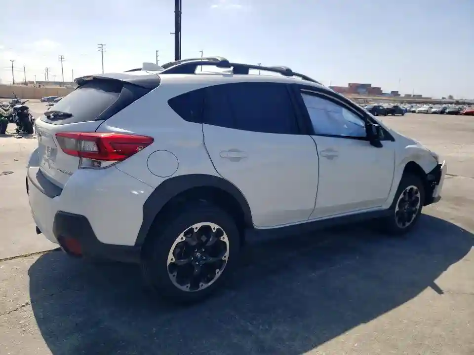 JF2GTAPC3P8286631 2023 SUBARU CROSSTREK-2