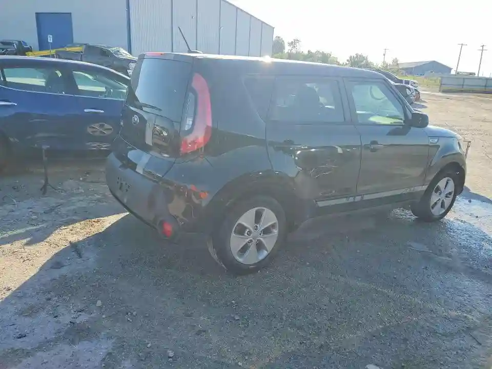 KNDJN2A25G7283885 2016 KIA SOUL-2
