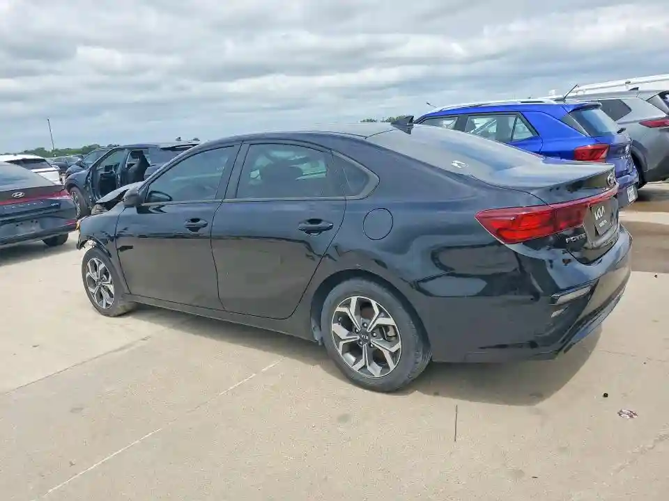 3KPF24AD4ME411735 2021 KIA FORTE-1