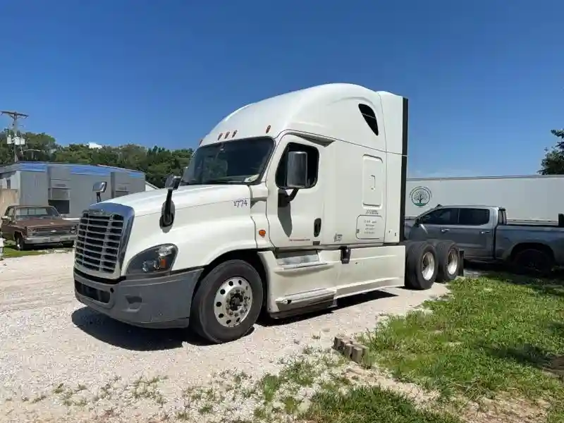 3AKJGLDR9HSJF4574 2017 FREIGHTLINER ALL OTHER-1