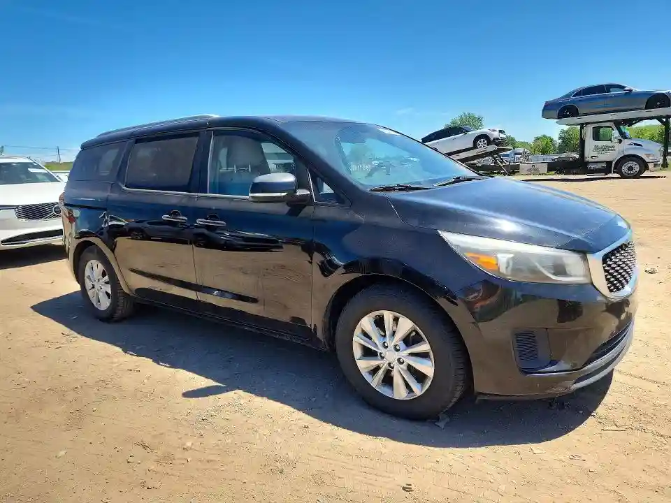 KNDMB5C1XF6068826 2015 KIA SEDONA-3