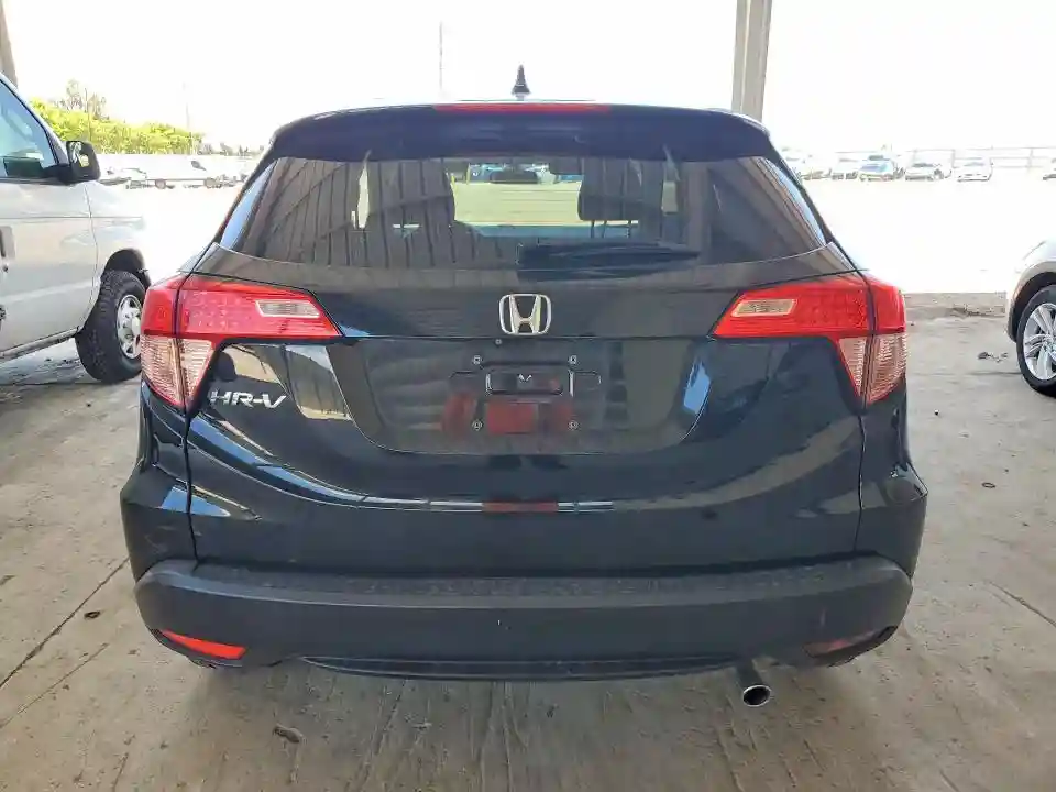 3CZRU5H32HG707853 2017 HONDA HR-V-5