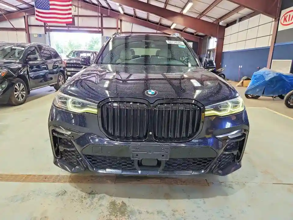 5UXCW2C50KLB43760 2019 BMW X7-4