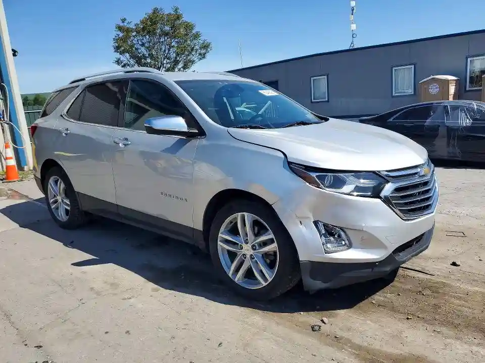2GNAXYEX5K6261744 2019 CHEVROLET EQUINOX-3