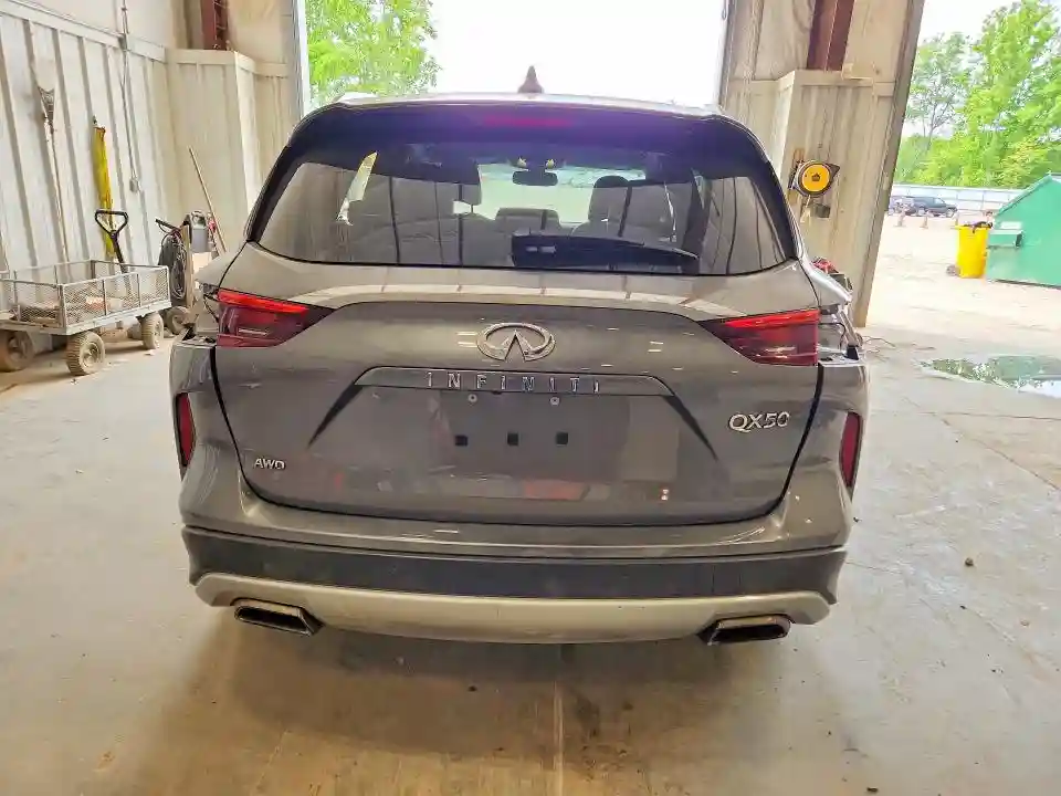 3PCAJ5M32KF121085 2019 INFINITI QX50-5