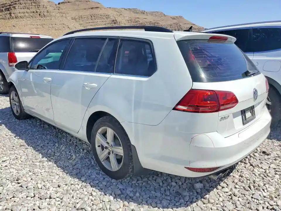 3VWCA7AU8FM517893 2015 VOLKSWAGEN GOLF-1