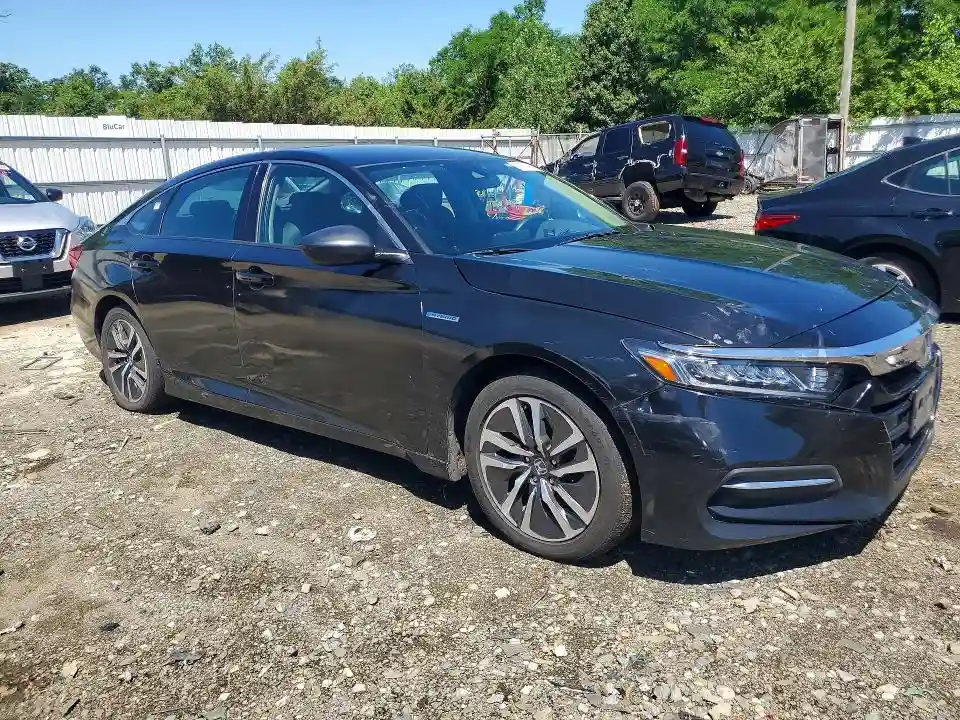 1HGCV3F17KA007946 2019 HONDA ACCORD-3