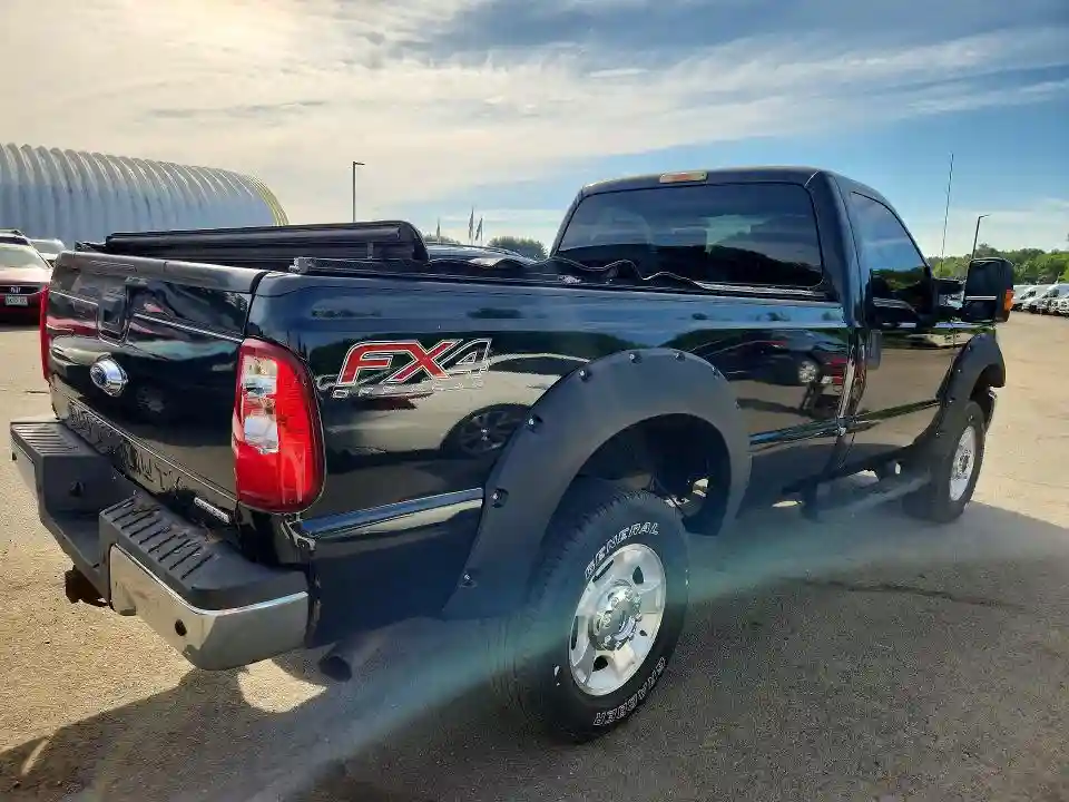 1FTBF2B63FEB34405 2015 FORD F250-2