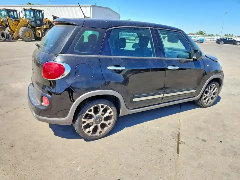 ZFBCFADH4EZ017987 2014 FIAT 500-2