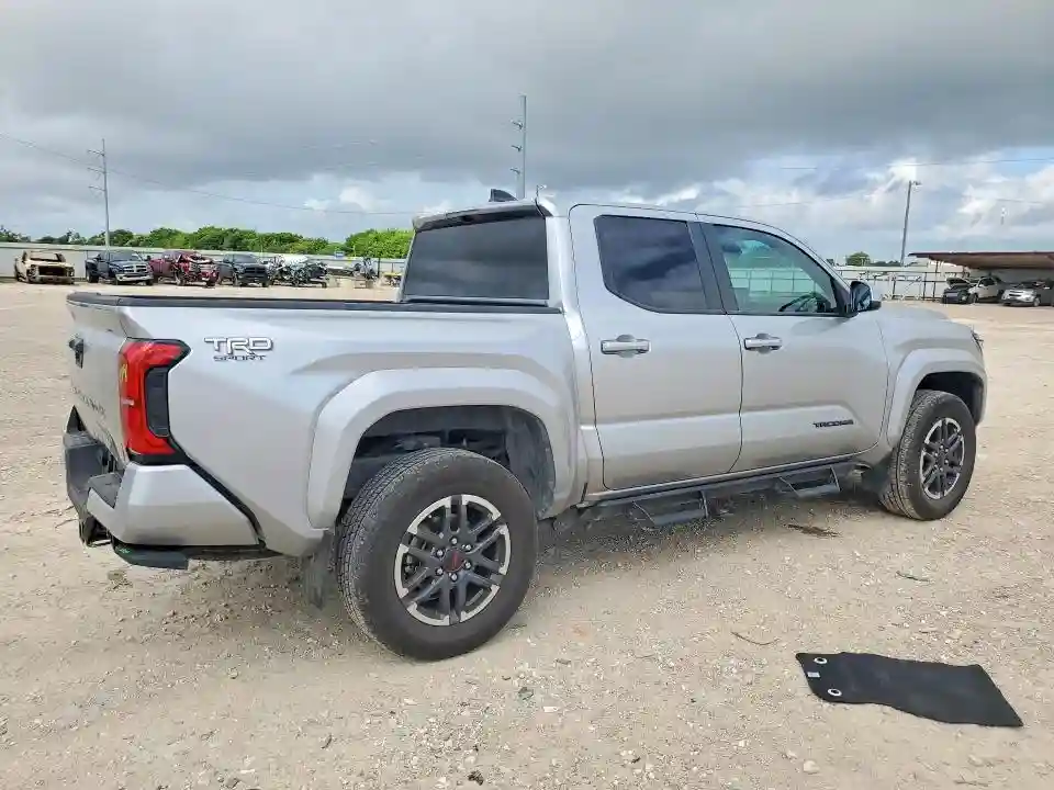 3TMKB5FN0RM020424 2024 TOYOTA TACOMA-2