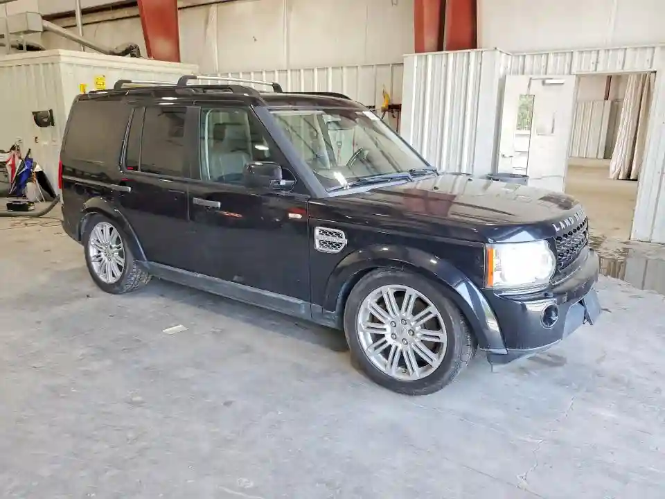 SALAG2D42BA573710 2011 LAND ROVER LR4-3