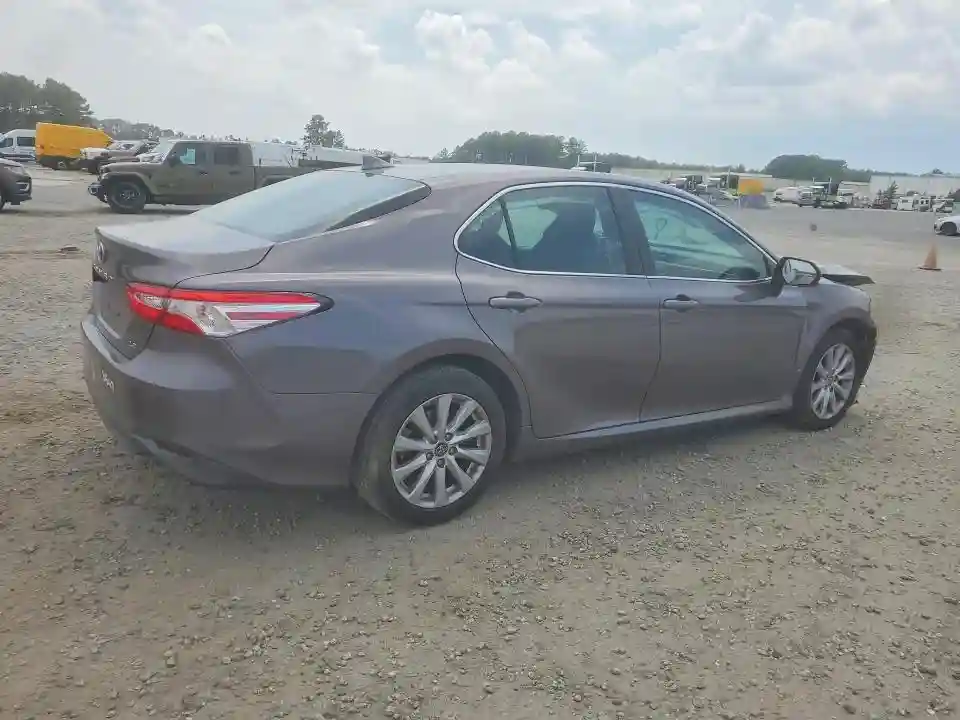 4T1C11AK2LU945332 2020 TOYOTA CAMRY-2