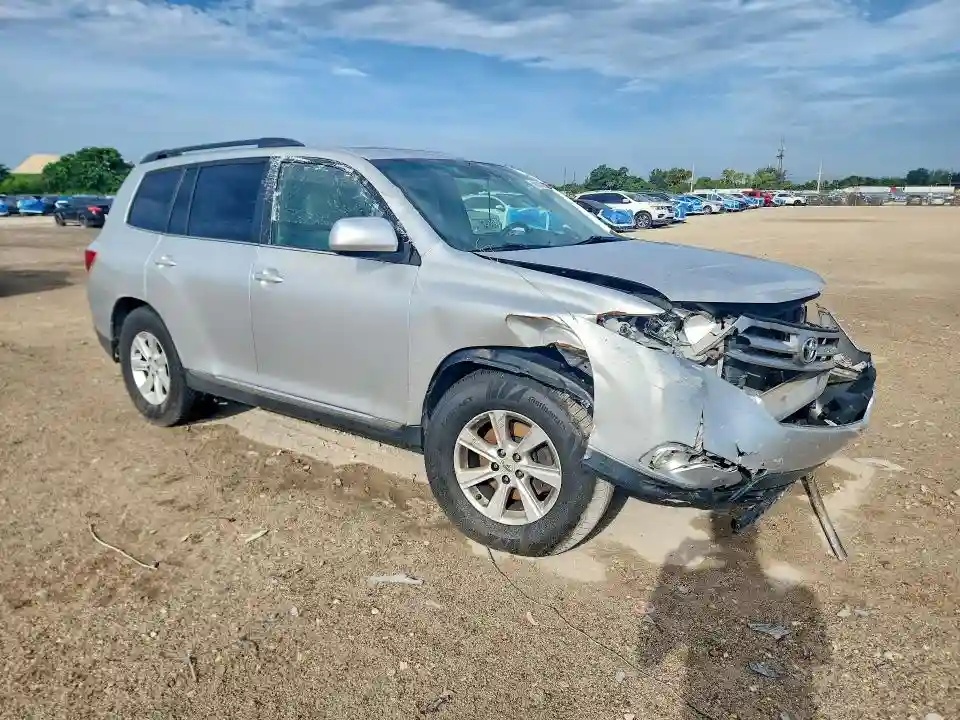 5TDBK3EH0BS051503 2011 TOYOTA HIGHLANDER-3