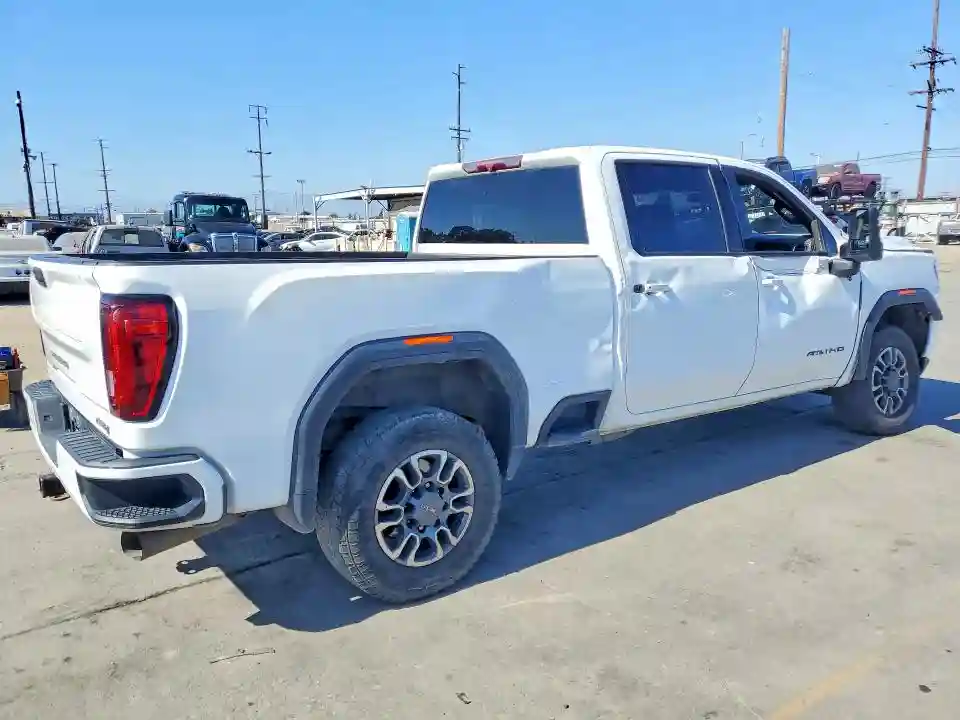 1GT49PEY8NF102018 2022 GMC SIERRA-2