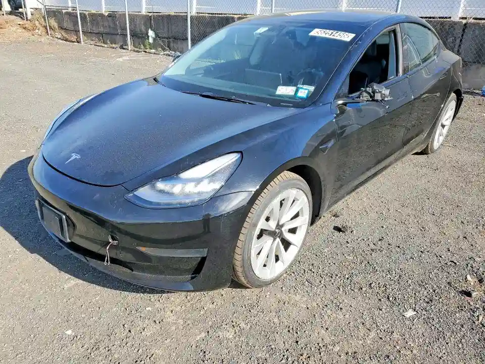 5YJ3E1EA1PF451729 2023 TESLA MODEL 3-0