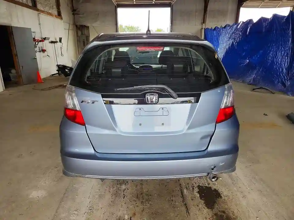 JHMGE8G5XBC005755 2011 HONDA FIT-5