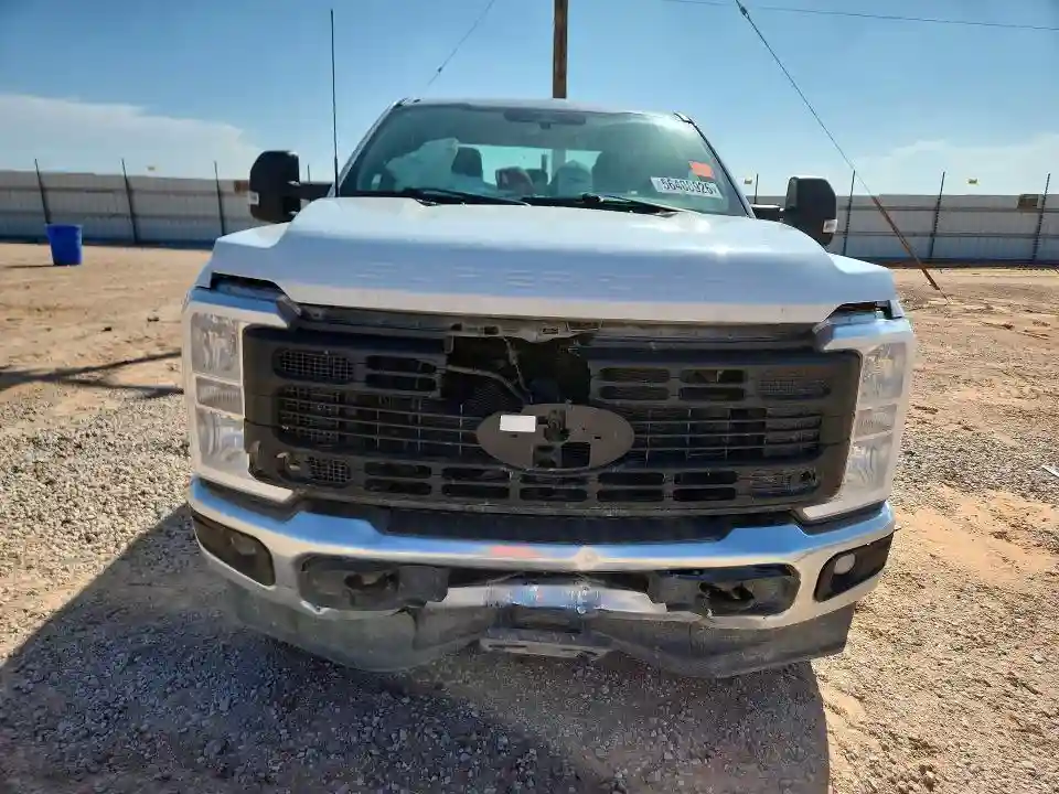 1FT7X2BA9PED94641 2023 FORD F250-4