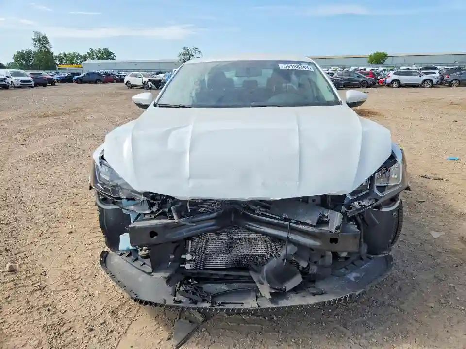 1VWAT7A38GC014604 2016 VOLKSWAGEN PASSAT-4