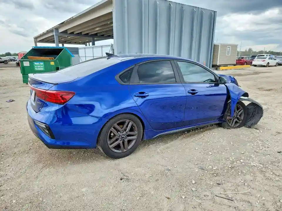 3KPF34ADXME406309 2021 KIA FORTE-2