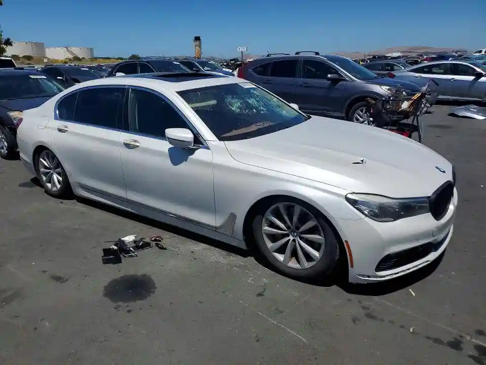 WBA7E2C50GG548131 2016 BMW 7 SERIES-3