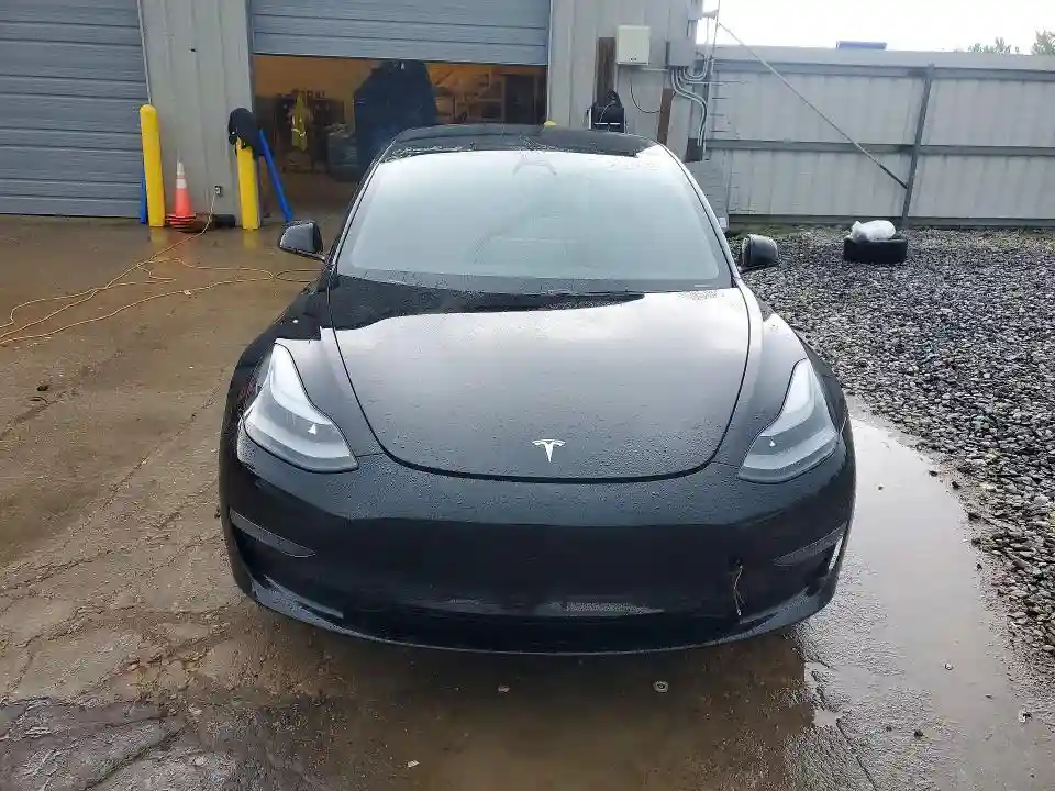 5YJ3E1EB6MF974989 2021 TESLA MODEL 3-4